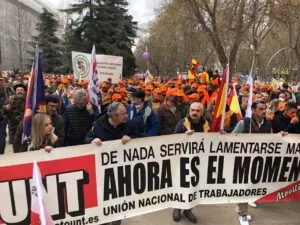 Lee más sobre el artículo El Sindicato UNT en la Manifestación del mundo rural en Madrid | Cientos de miles de manifestantes marchan contra la “ruina en el campo”