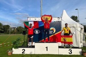 Lee más sobre el artículo El Policía Local Joaquín López bate un nuevo récord del mundo en los Juegos Mundiales de Policías y Bomberos