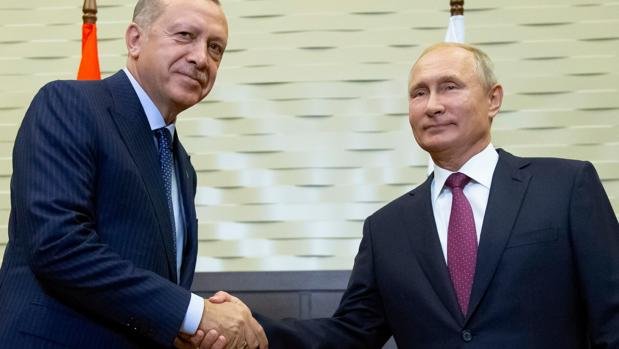 En este momento estás viendo Rusia y Turquía expandirán sus vínculos económicos y comerciales