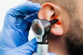 Lee más sobre el artículo Una nueva norma para hacer frente a la creciente amenaza de la pérdida de audición