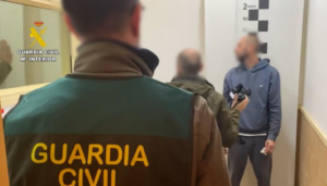 Lee más sobre el artículo La Guardia Civil detiene en Girona a un peligroso huido de la justicia de Rumanía incluido en la lista “Europe´s Most Wanted”