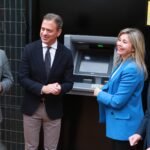 La Comunidad instala trece cajeros automáticos para combatir la exclusión financiera en zonas afectadas por la despoblación